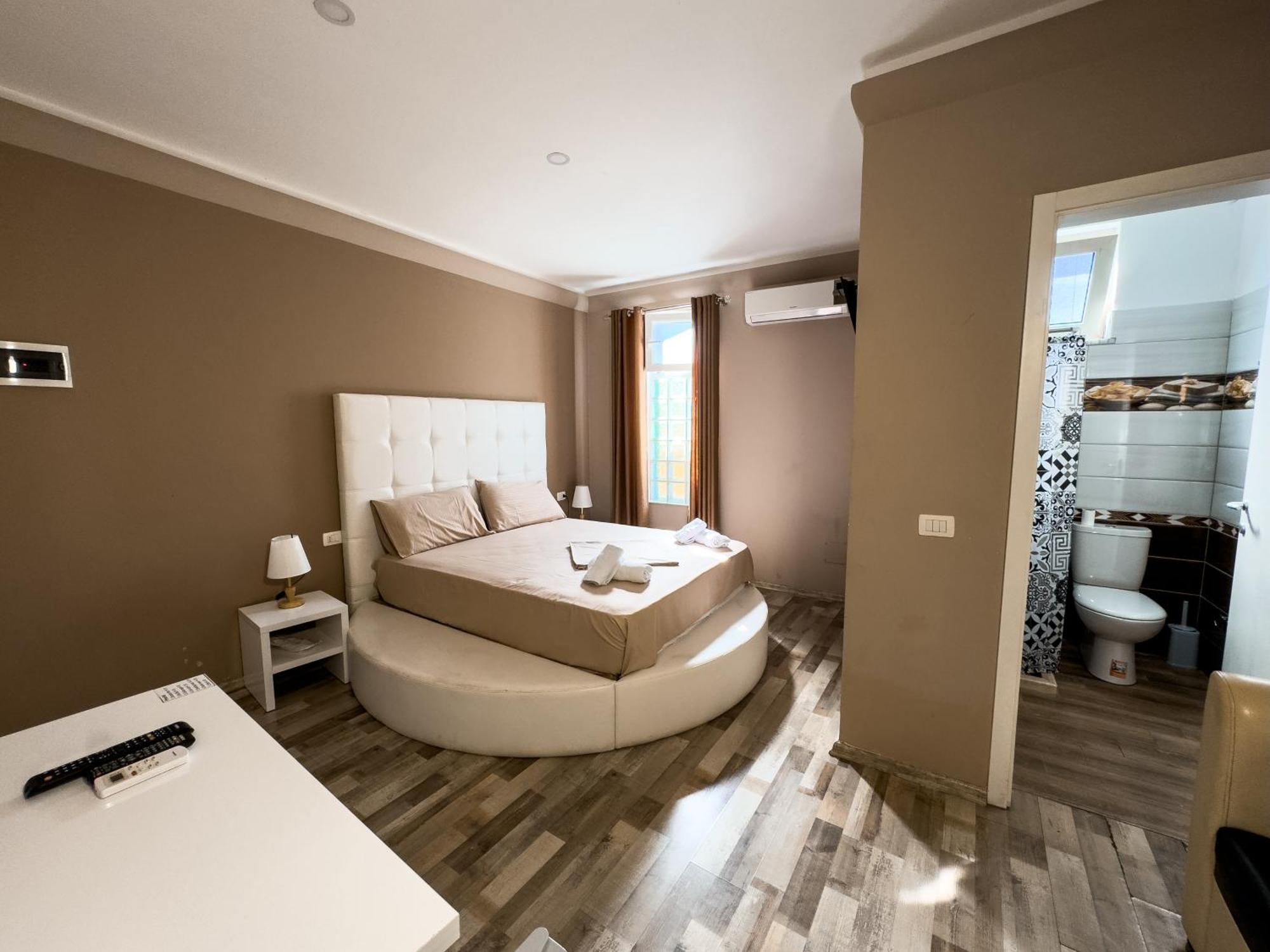 Shkodra Budget Hotel Exterior photo